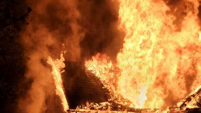 Crews battle overnight house fire in York County - Vimarsana News