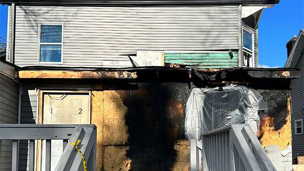 Woman dead after Shawnee apartment building catches fire - Vimarsana News
