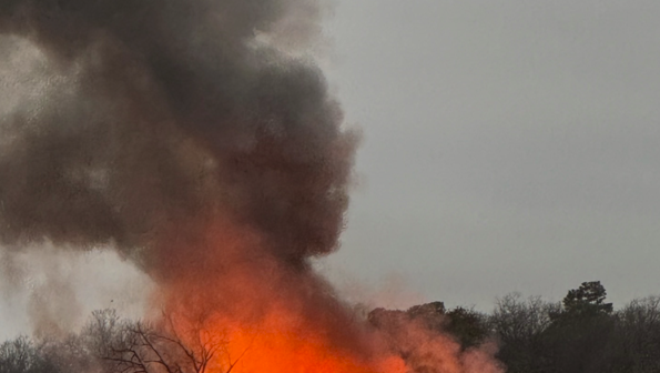 Arrowhead Yacht Club on Grand Lake catches fire - Vimarsana News