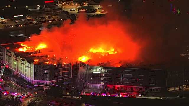 Oklahoma City crews battle fire at apartment complex - Vimarsana News