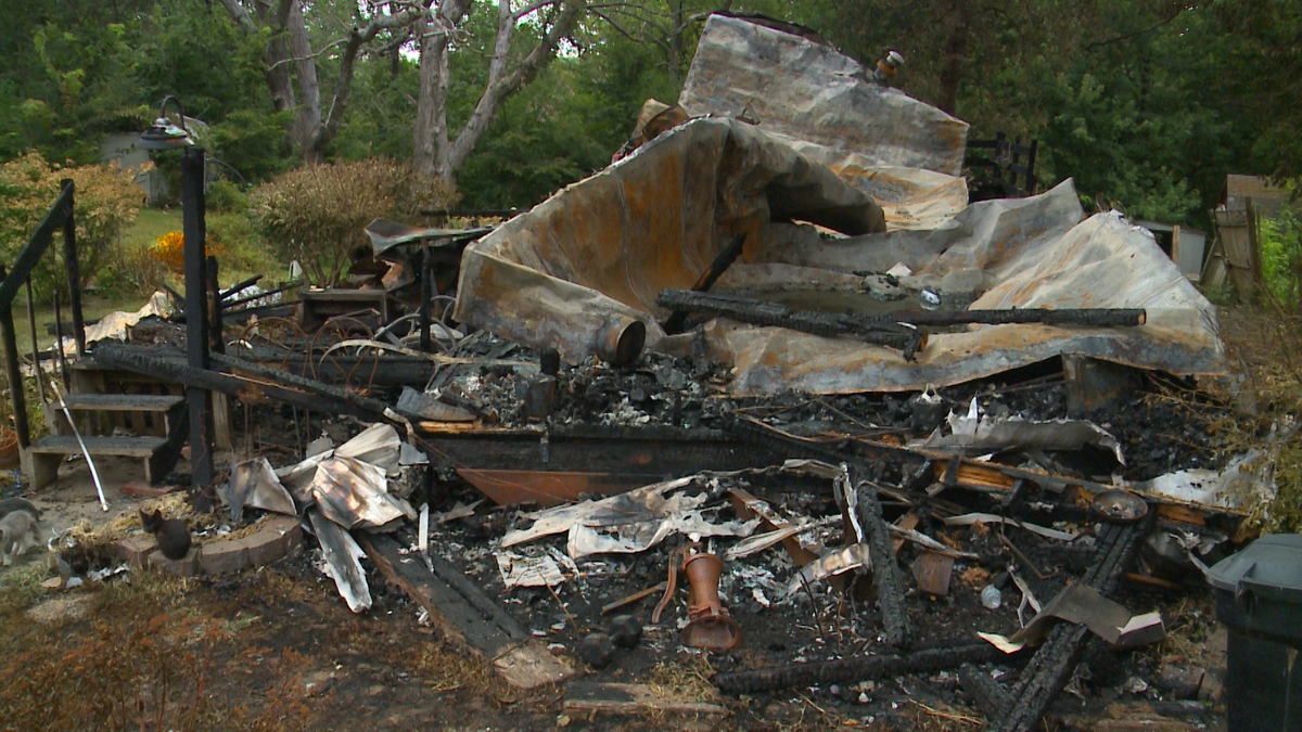 Van Meter community fundraises for woman after devastating house fire