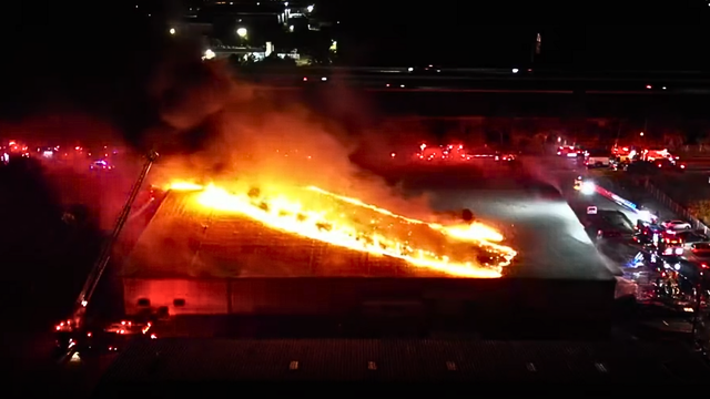 3 dead in Orlando warehouse fire that ignited fireworks - Vimarsana News