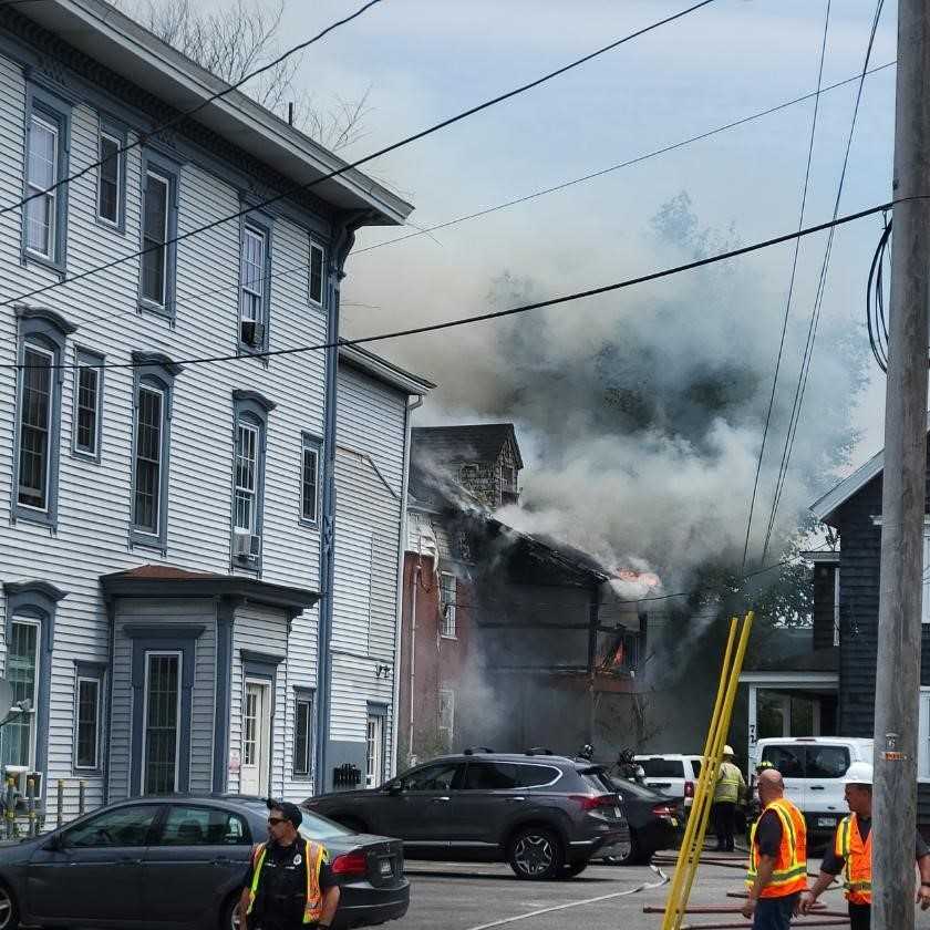 Cause of fire at apartment in Auburn under investigation