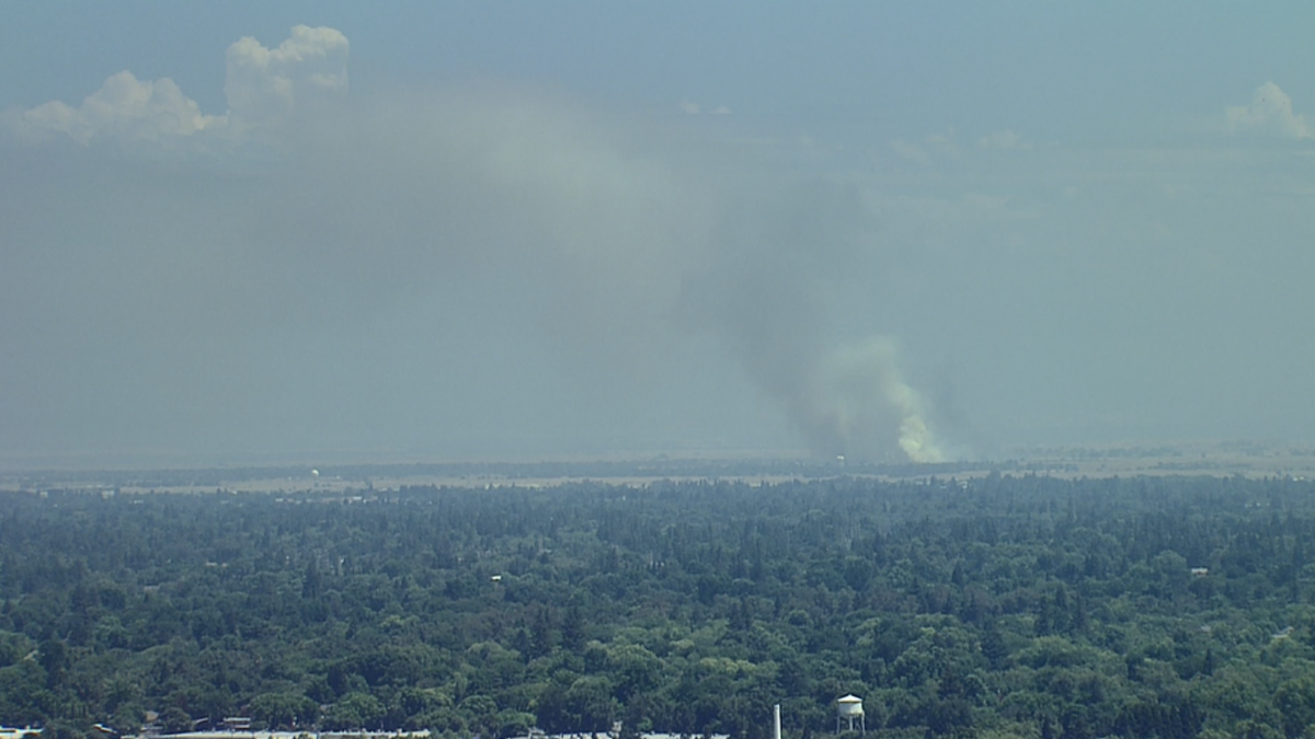 Fire sparks near controlled burn in Sacramento County