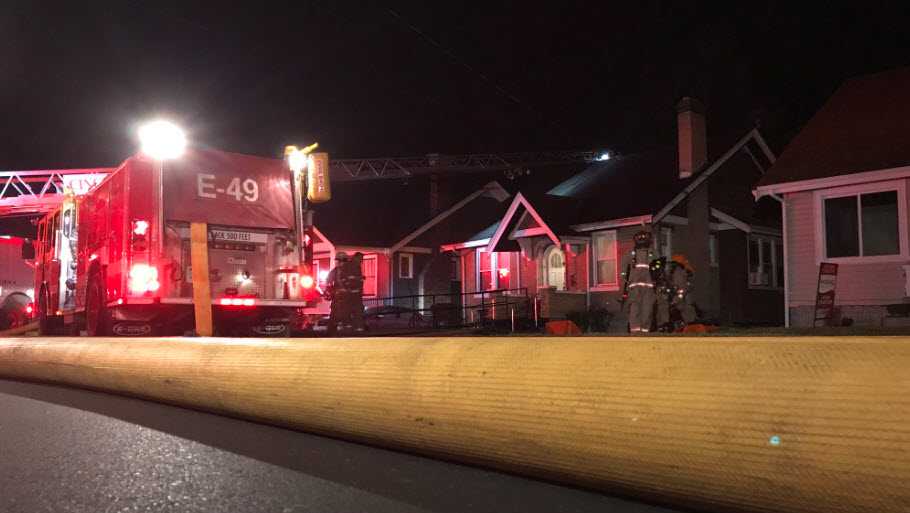 2 displaced after fire breaks out in Madisonville