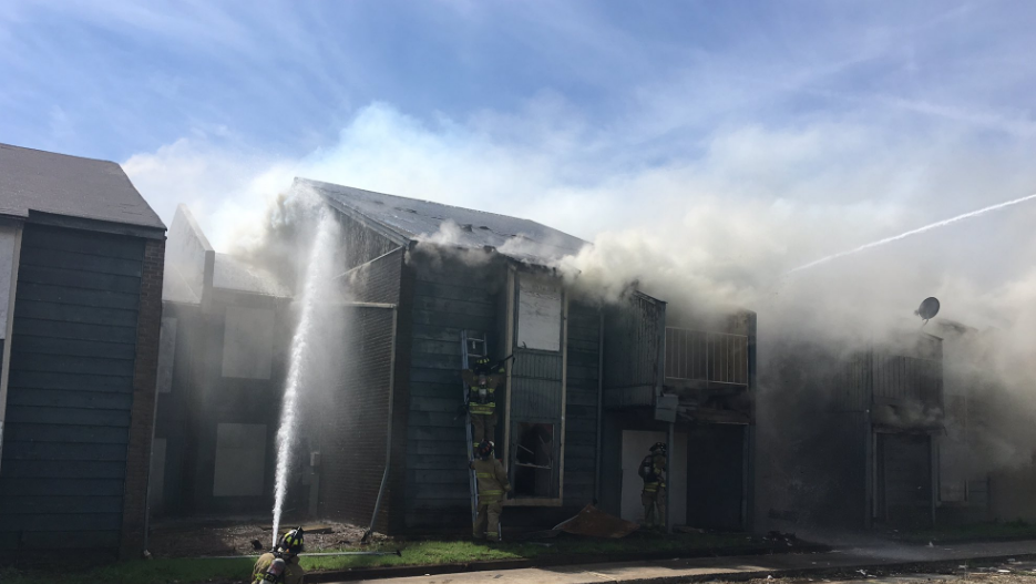 Crews battle fully-involved fire at abandoned apartments in NW OKC