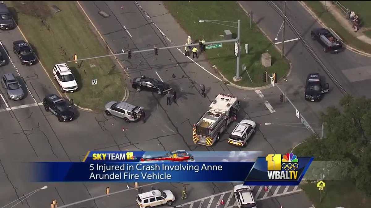 5 injured in Glen Burnie crash involving fire vehicle