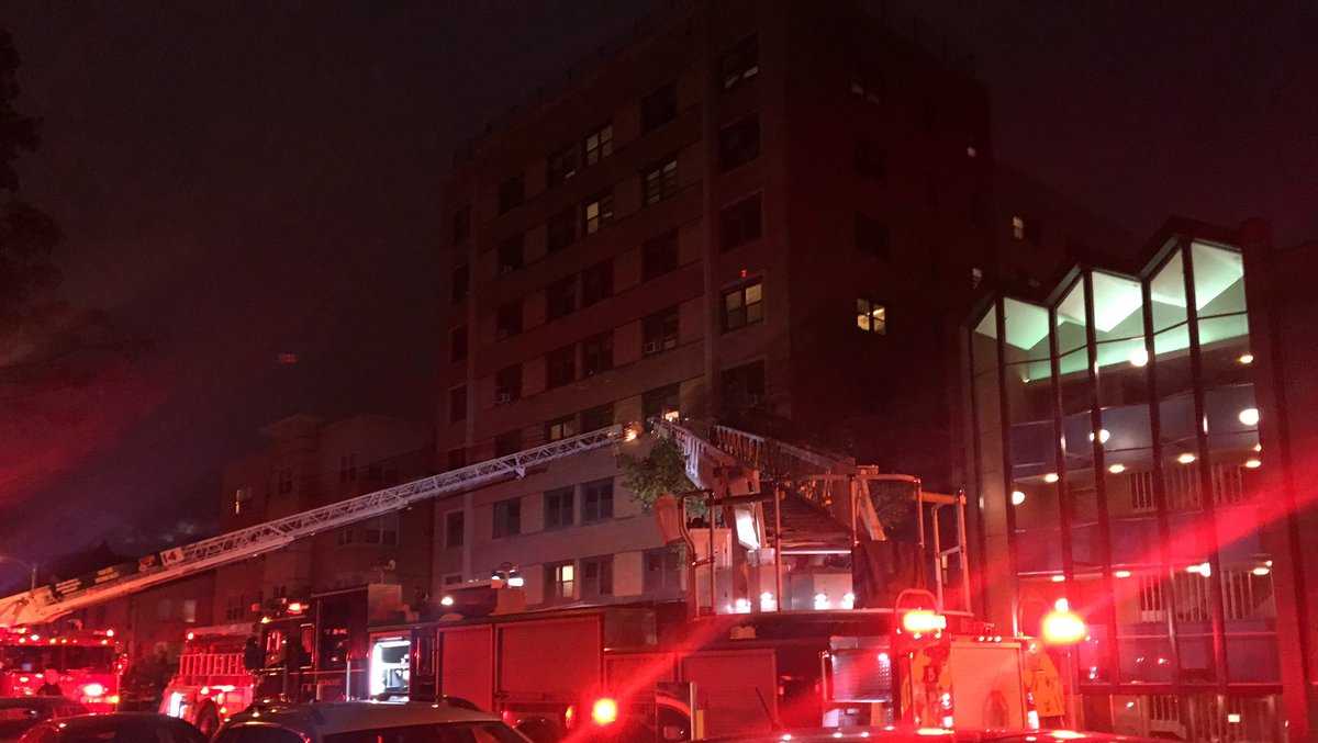 People rescued from apartment fire on Milwaukee's east side