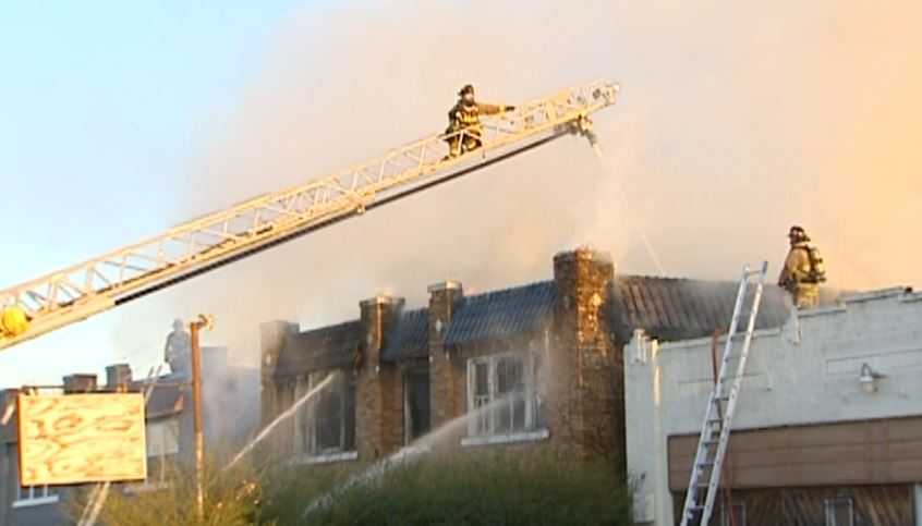 Crews Contain Fire At 4-plex In Northwest OKC