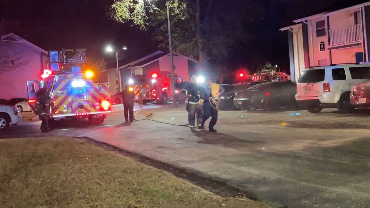 Faulty fire hydrants at apartment complex come to light when fire breaks out - WAPT Jackson