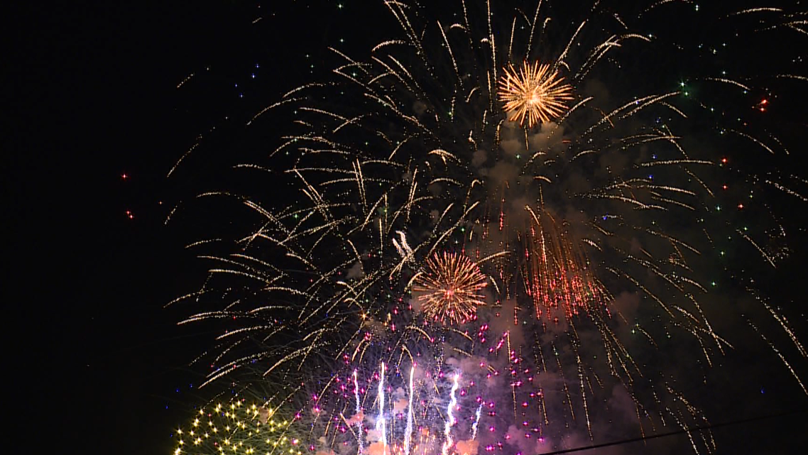 Fourth of July firework shows in central Alabama