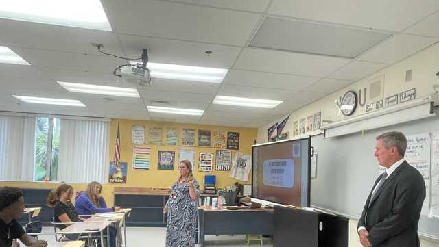 Superintendent Mike Burke kicks of first day of school with tour across the district - Vimarsana News