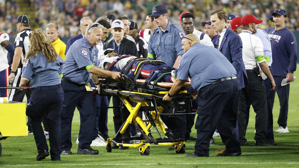 Patriots rookie released from hospital after being carted off field in Green Bay