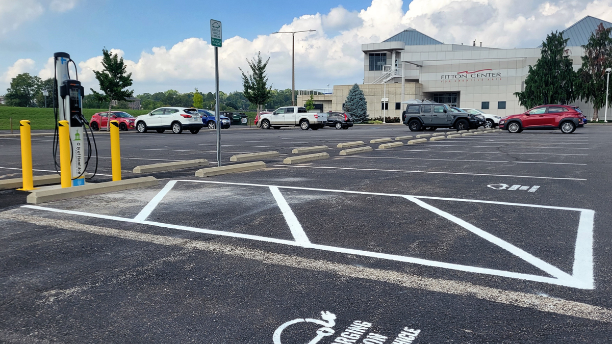 Hamilton installs new electric vehicle charging stations in Fitton Center parking lot