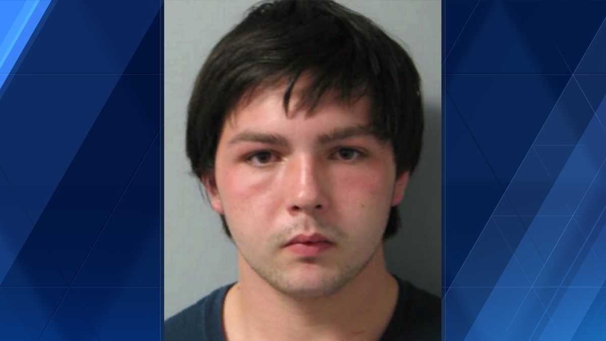 Police ask for help finding assault suspect