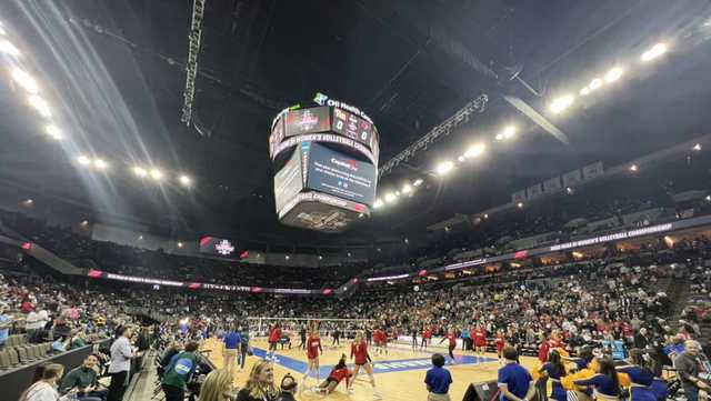 UofL volleyball beats Pitt in 5 sets, heads to NCAA Championship for first time ever - Vimarsana News