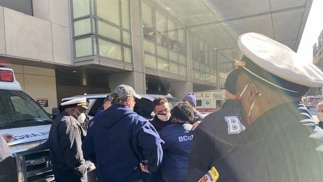 Baltimore fire department celebrates release of firefighter from hospital - Vimarsana News