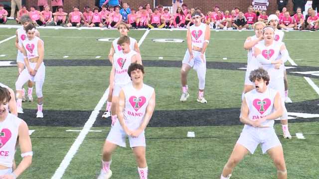 4 Louisville Catholic schools hold annual Pink and White game - Vimarsana News