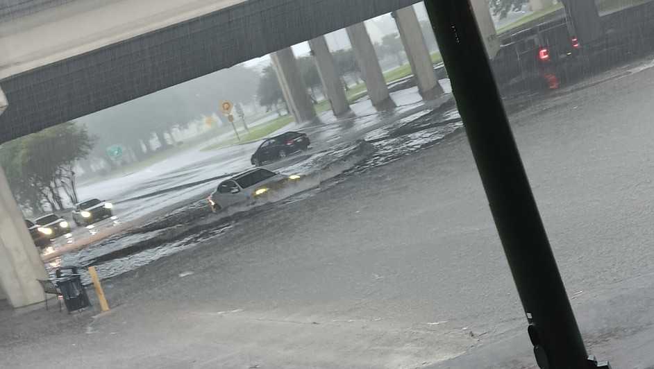 New Orleans road closures due to street flooding