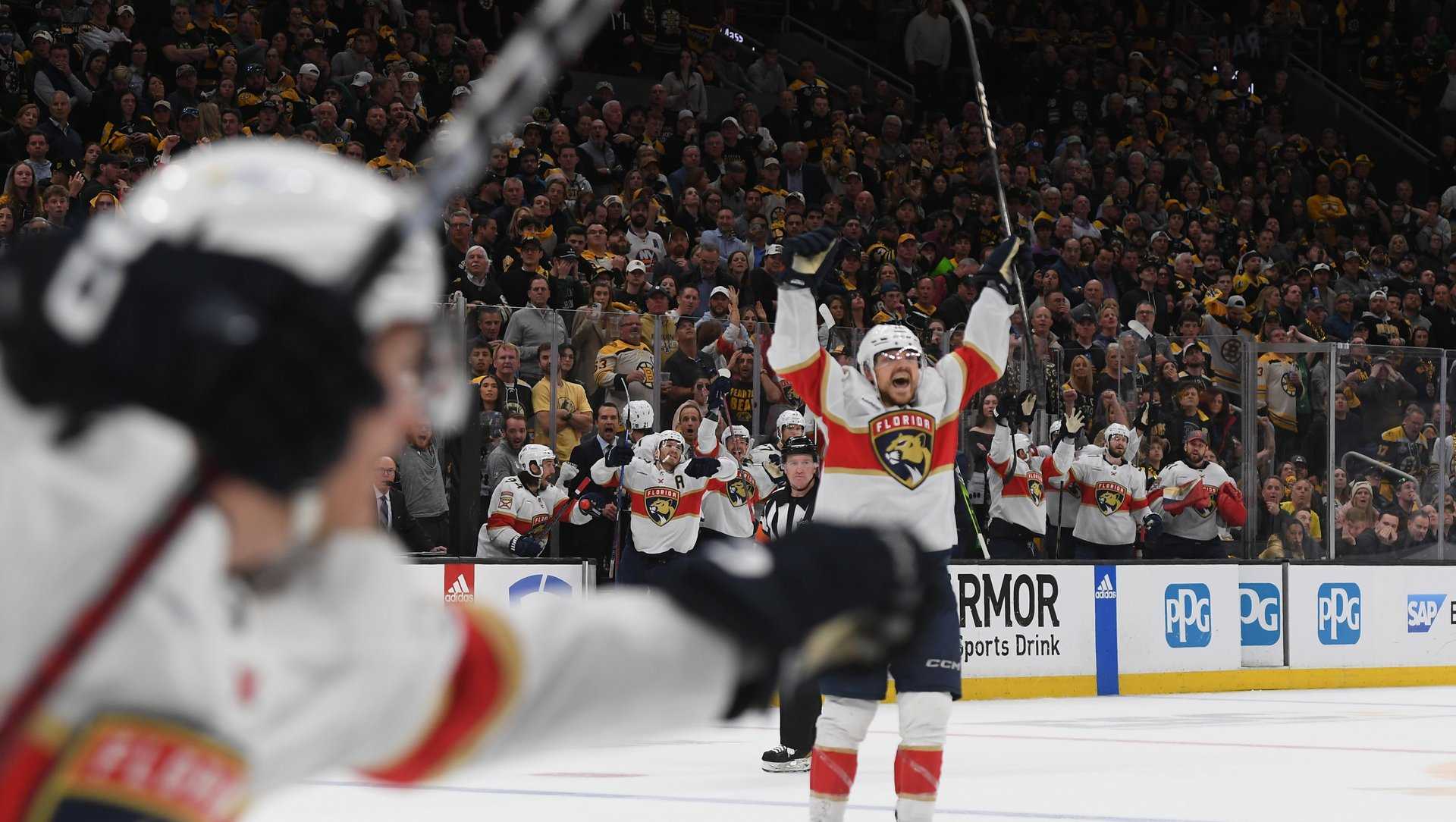 Panthers celebrate series win over Bruins at TD Garden for second straight season - Vimarsana News