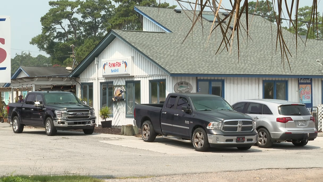 Former-employee sues Flying Fish Bar and Grill - Vimarsana News