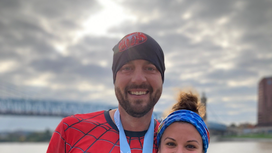 Couple engaged at Flying Pig share love story update - Vimarsana News