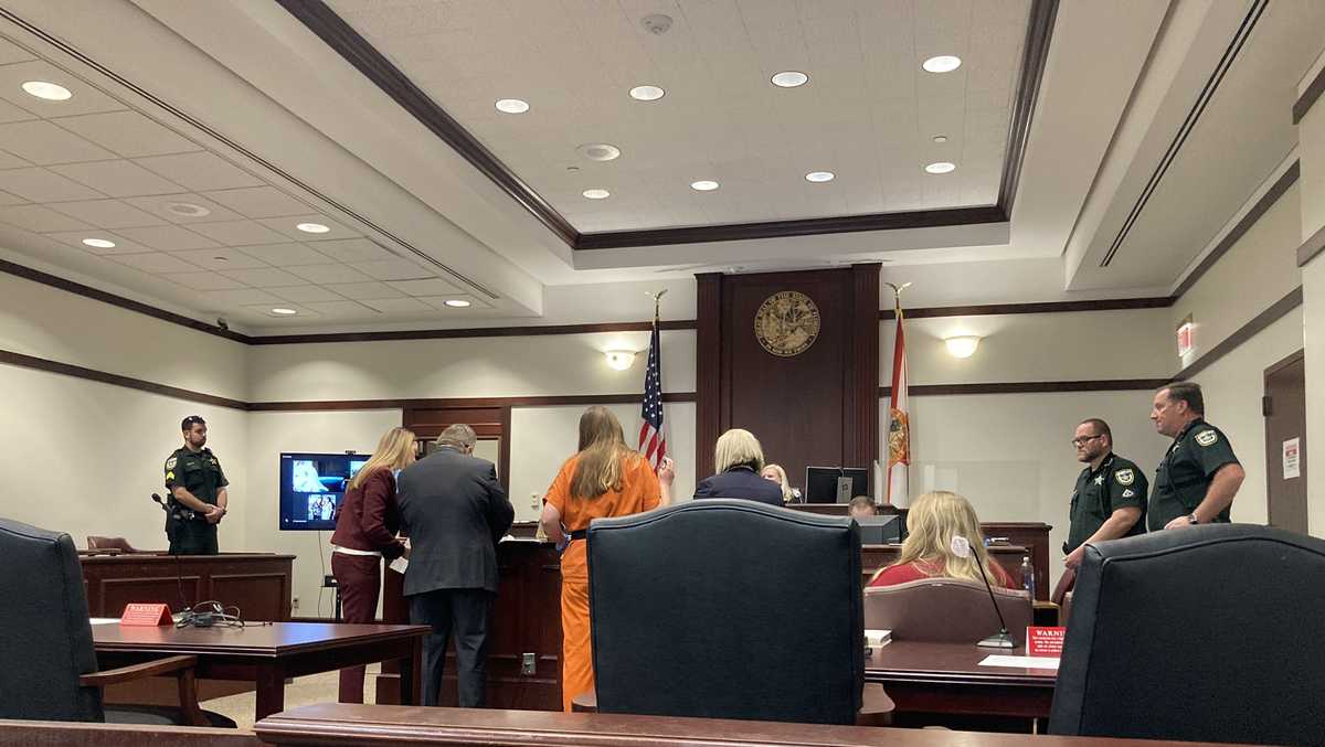 Florida teen accused of shooting at deputies sentenced