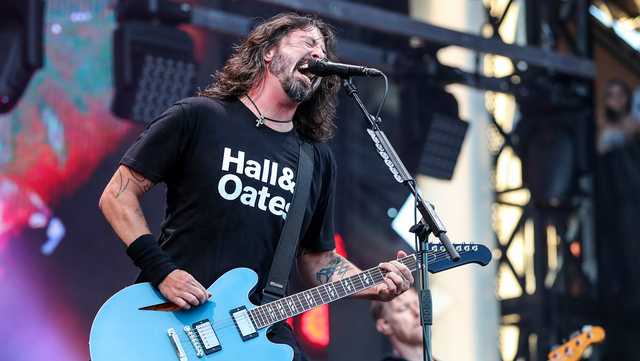 foo fighters coming to star lake in burgettstown pa