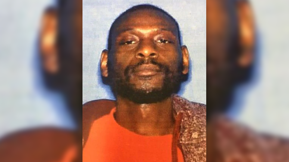 Shooting at funeral in Alabama leaves 1 dead, 3 injured; suspect sought