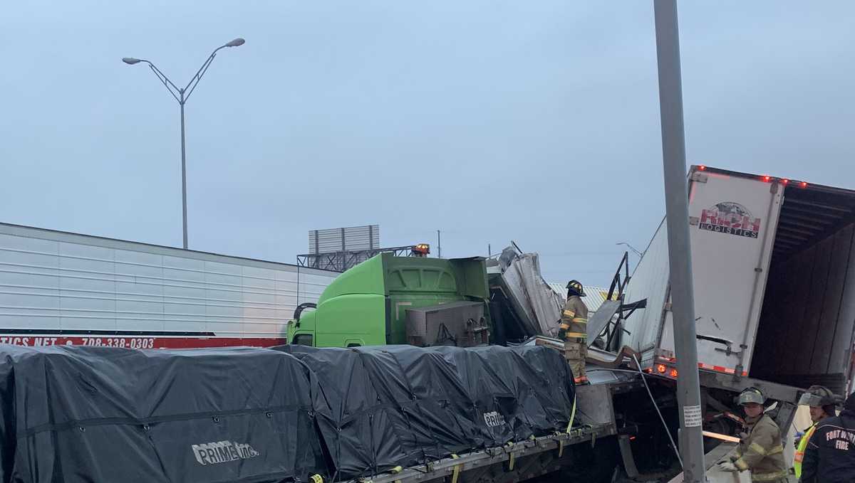 At least 6 dead in massive pileup due to weather in Fort Worth, Texas ...