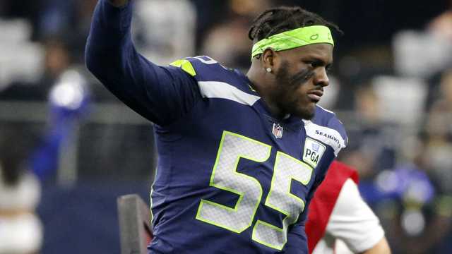 Seahawks' window to use franchise tag on Frank Clark opens