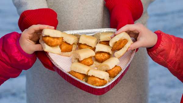 Chick-fil-A restaurants across Cincinnati, NKY offering free nuggets in  February