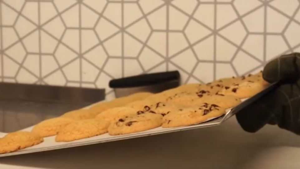 Cookie shop celebrates opening with free cookies delivered to OKC residents