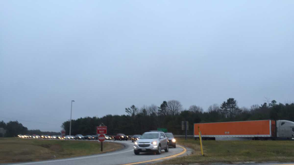 I-295 crash causes major delays in Freeport