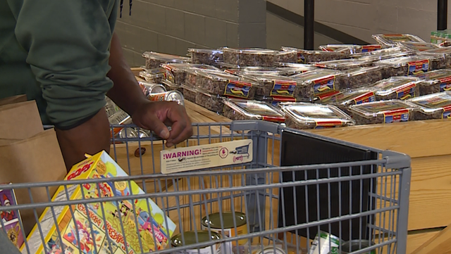 Food pantries see impact after additional SNAP benefits end - Vimarsana News