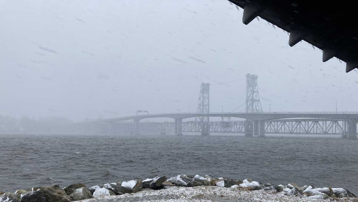 TRACKING NOR EASTER FOR MAINE DENSE SNOW HIGH WINDS FLOODING visual data 3
