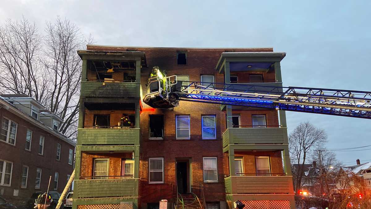 Early morning Burlington fire kills two residents, injures firefighter
