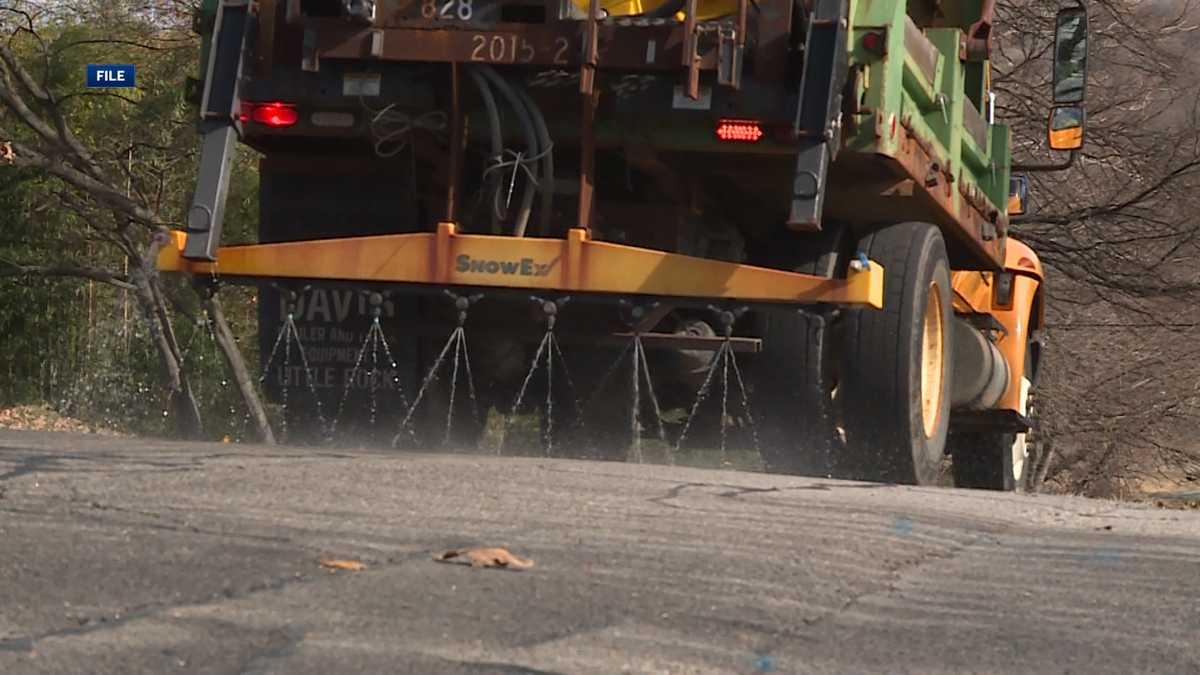 Road crews prepare for potential winter weather across NWA and the ...