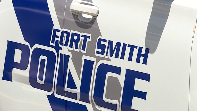 Fort Smith police searching for armed carjacking suspect - Vimarsana News