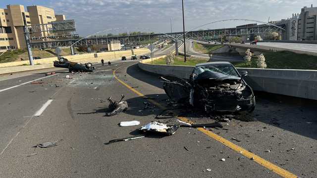 Crash on North Freeway causes major backups Tuesday morning - Vimarsana News