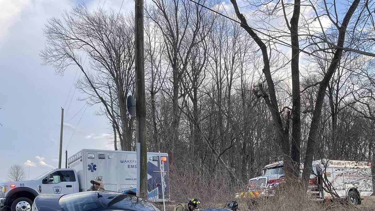 1 person taken to hospital after car crashes off highway in Lancaster ...