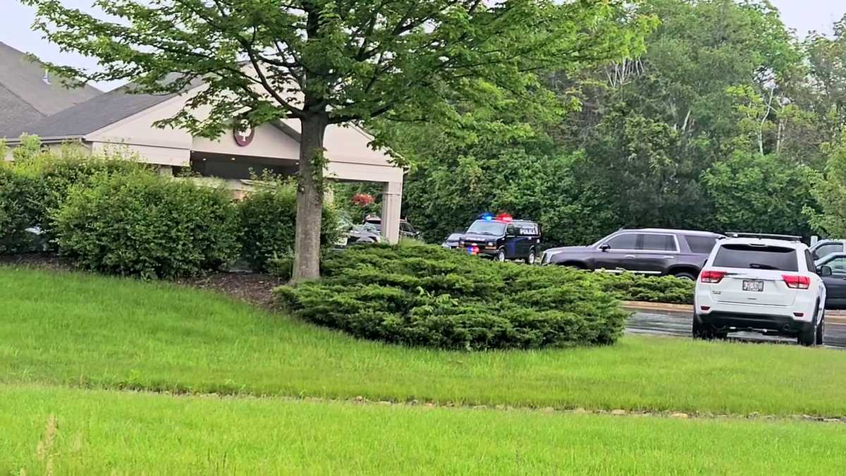 Police respond to fight, man with gun at Mt. Pleasant funeral home
