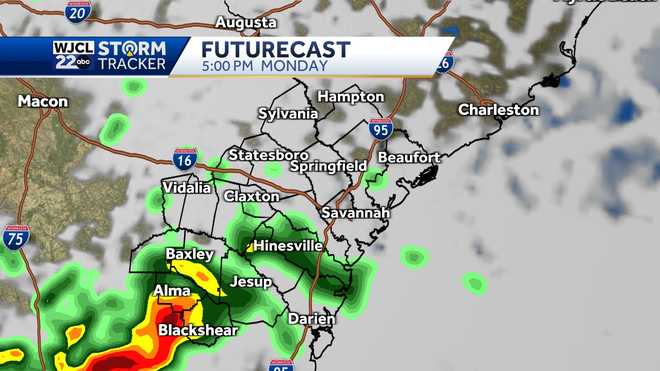 Rain chances return to start the new work week
