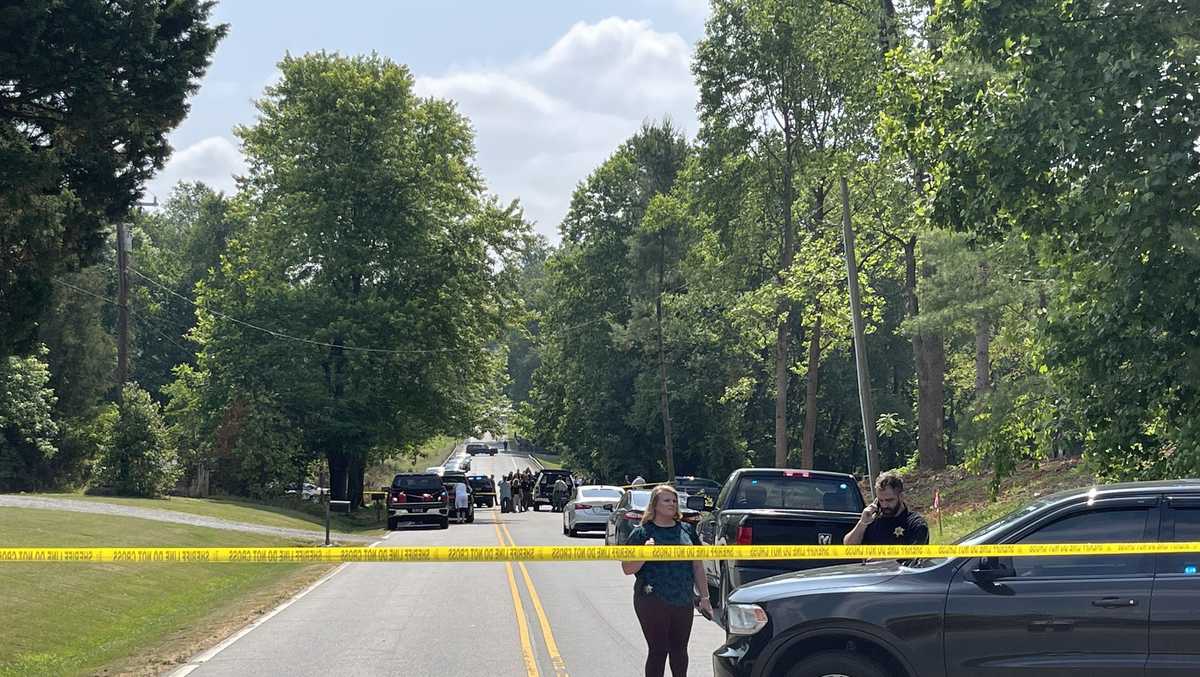 North Carolina: Deputy shoots, kills suspect in Forsyth County - WXII