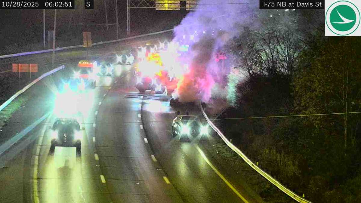 Lanes blocked on I-75 after vehicle catches fire