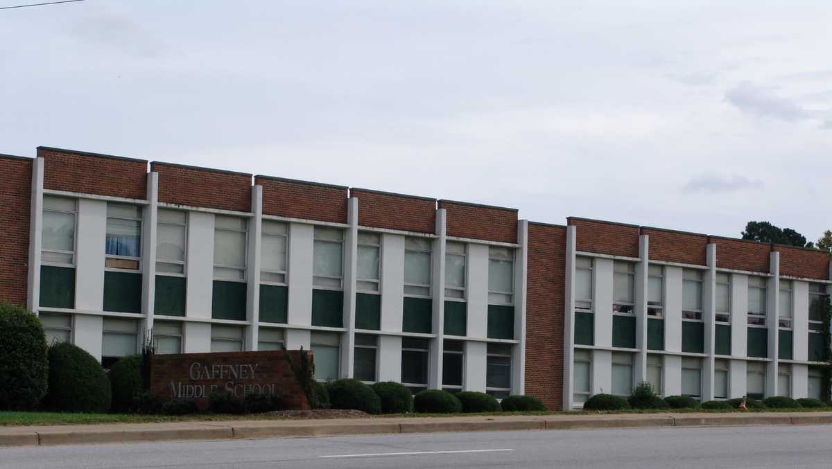 Gaffney Middle School student arrested, in custody after bringing gun