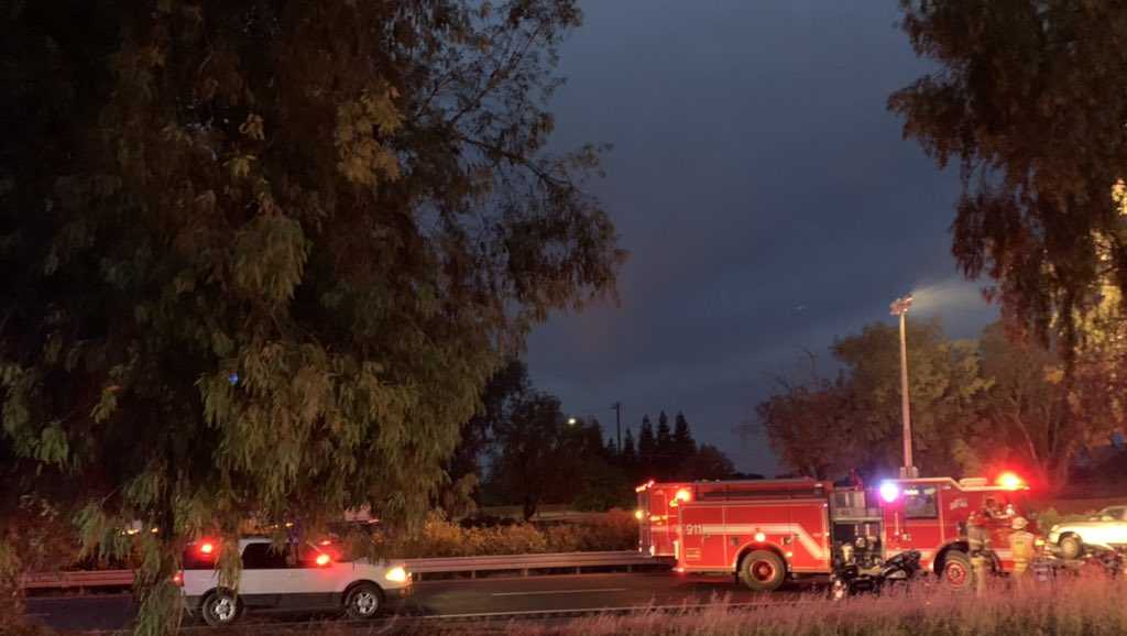 4 hospitalized in 5vehicle crash on Highway 99 in Galt area