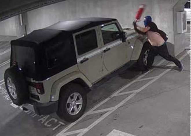 Pittsburgh&#x20;police&#x20;have&#x20;released&#x20;surveillance&#x20;images&#x20;after&#x20;multiple&#x20;vehicles&#x20;were&#x20;vandalized&#x20;in&#x20;a&#x20;downtown&#x20;garage.