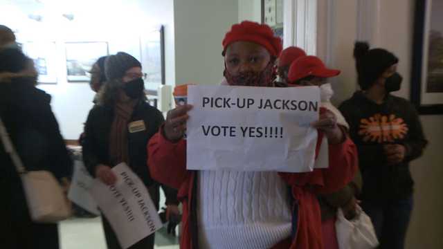 Jackson City Council puts off third garbage contract vote - Vimarsana News
