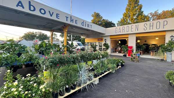 New Garden Shop Opens In Jeffersontown's Historic Gaslight District